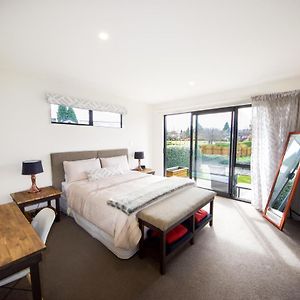 Deluxe Double or Twin Room Garden View